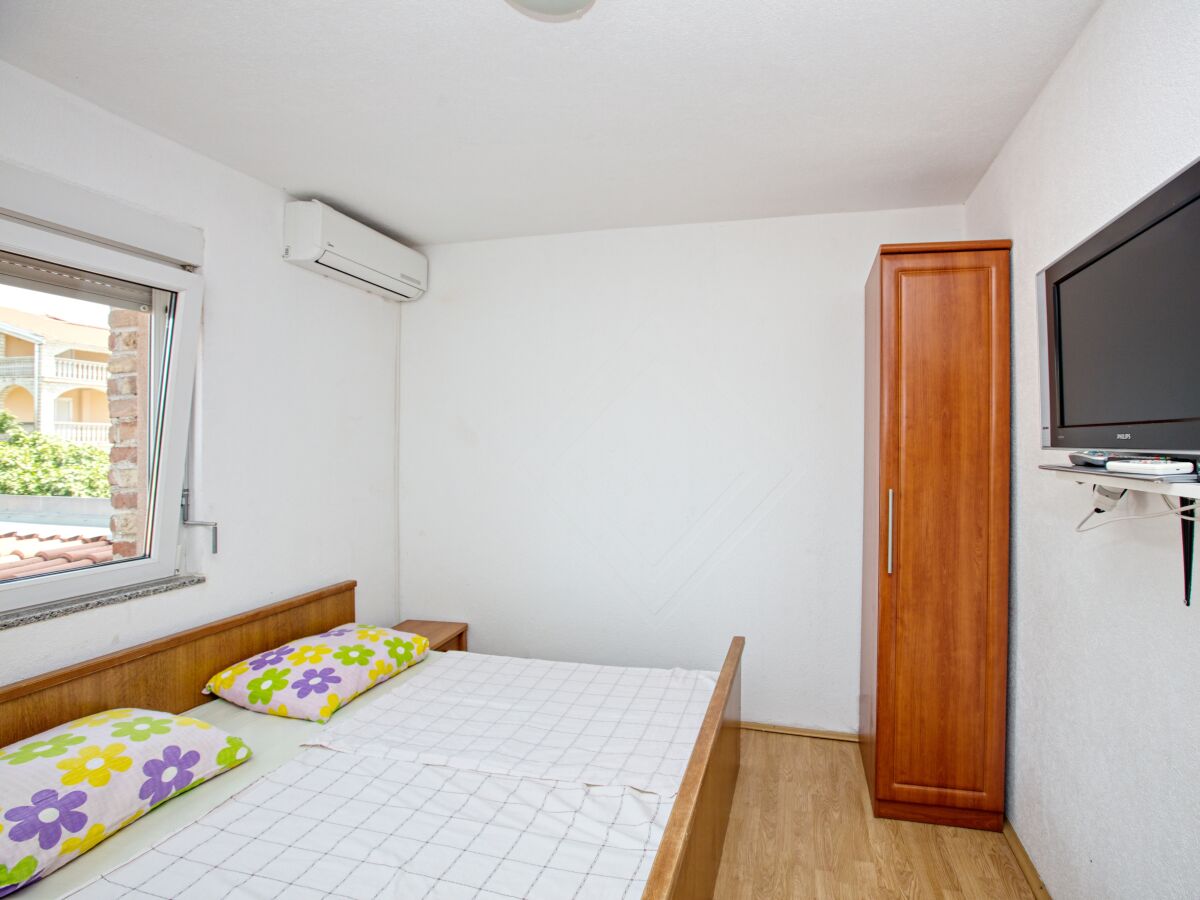 Holiday room with air-conditioning Biograd na Moru, Biograd S-6219-c