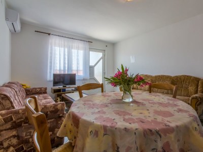 Apartment One bedroom apartment with terrace and sea view Dramalj, Crikvenica A-5551-b - Outdoor photo 24