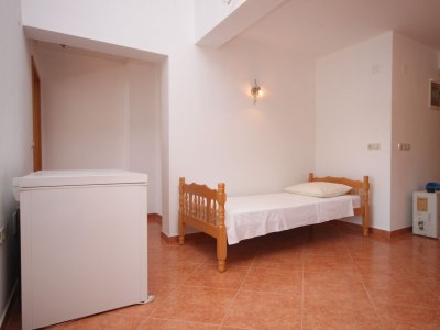 Apartment One bedroom apartment near beach Kustići, Pag A-6376-b - Outdoor photo 11