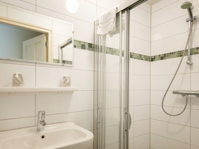 Holiday apartment "Natuurlijk" 6P - Features photo 9