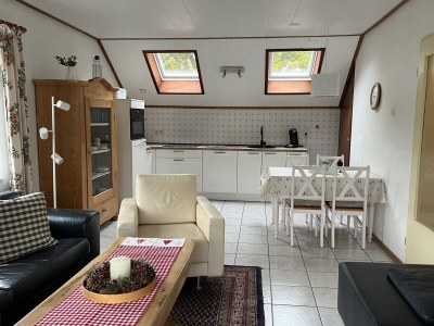 Holiday apartment Irislaan 33 - upper apartment in a two-family house - Features photo 6