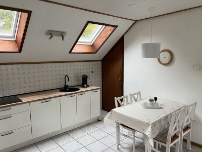 Holiday apartment Irislaan 33 - upper apartment in a two-family house - Features photo 7