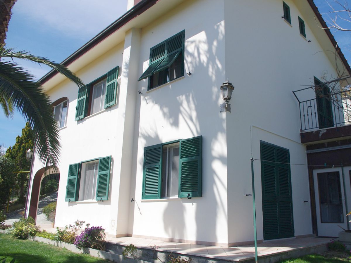 Holiday house Coldirodi, San Remo - Outdoor photo 3