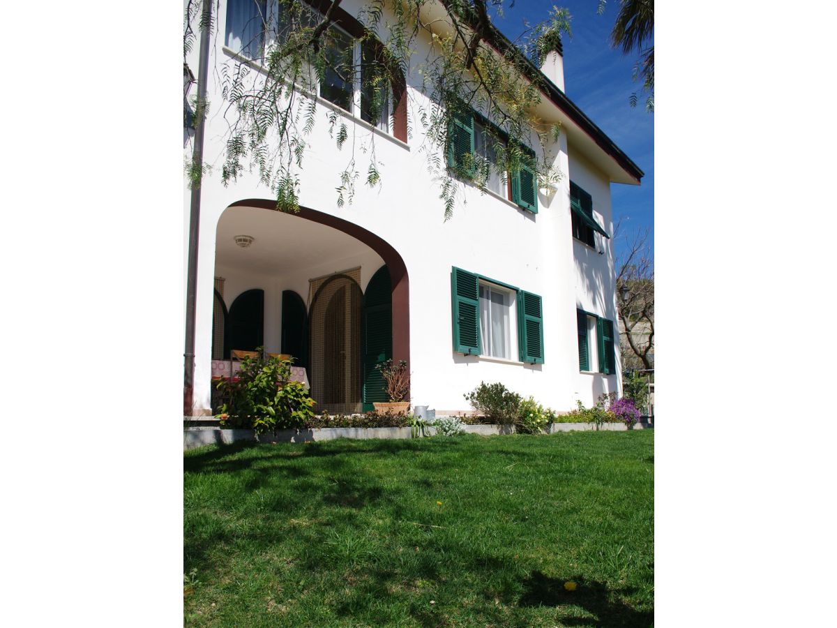 Holiday house Coldirodi, San Remo - Outdoor photo 4