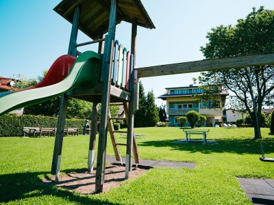 Holiday apartment Mittagskogel - am Faaker See, Villa Karglhof - Outdoor photo 2