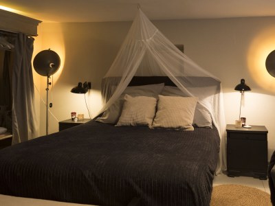 Holiday apartment “the basement” – the coolest short-term stay in town - Features photo 9