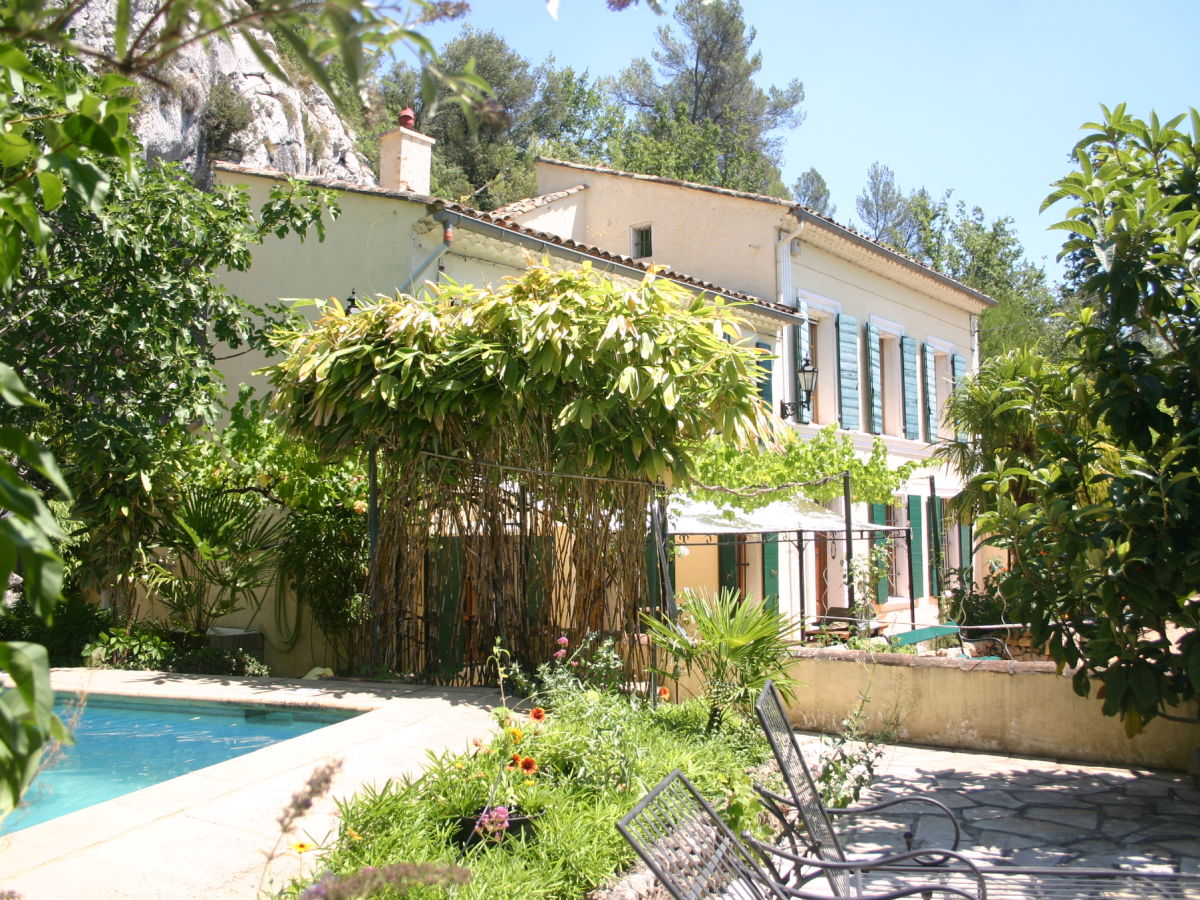 Holiday house La Bastide Blanche - Outdoor photo 2