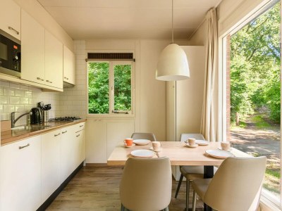 Holiday park Stylish Forest Bungalow for 4 in the Veluwe - Features photo 8