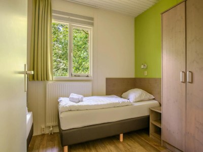 Holiday park Stylish Forest Bungalow for 4 in the Veluwe - Features photo 9