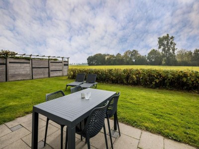 Holiday park Bungalow with Private Sauna by the Coast - Outdoor photo 2