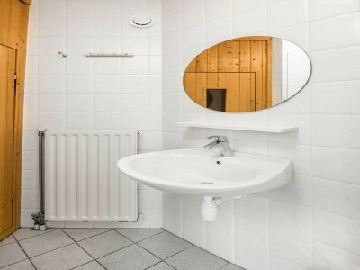 Holiday park Bungalow with Private Sauna by the Coast - Features photo 7