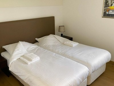 Holiday park Wellness-Bungalow am See mit Whirlpool - Features photo 6