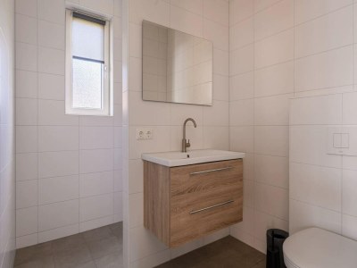 Holiday park Rückzugsort am See mit modernem Komfort - Features photo 11