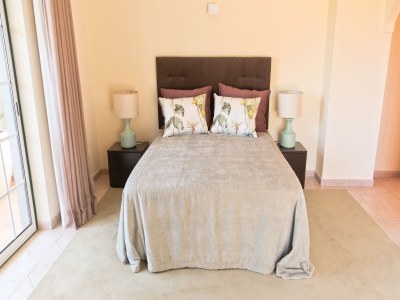 Villa Luxuriöse Villa mit Pool in der Nähe - Features photo 20