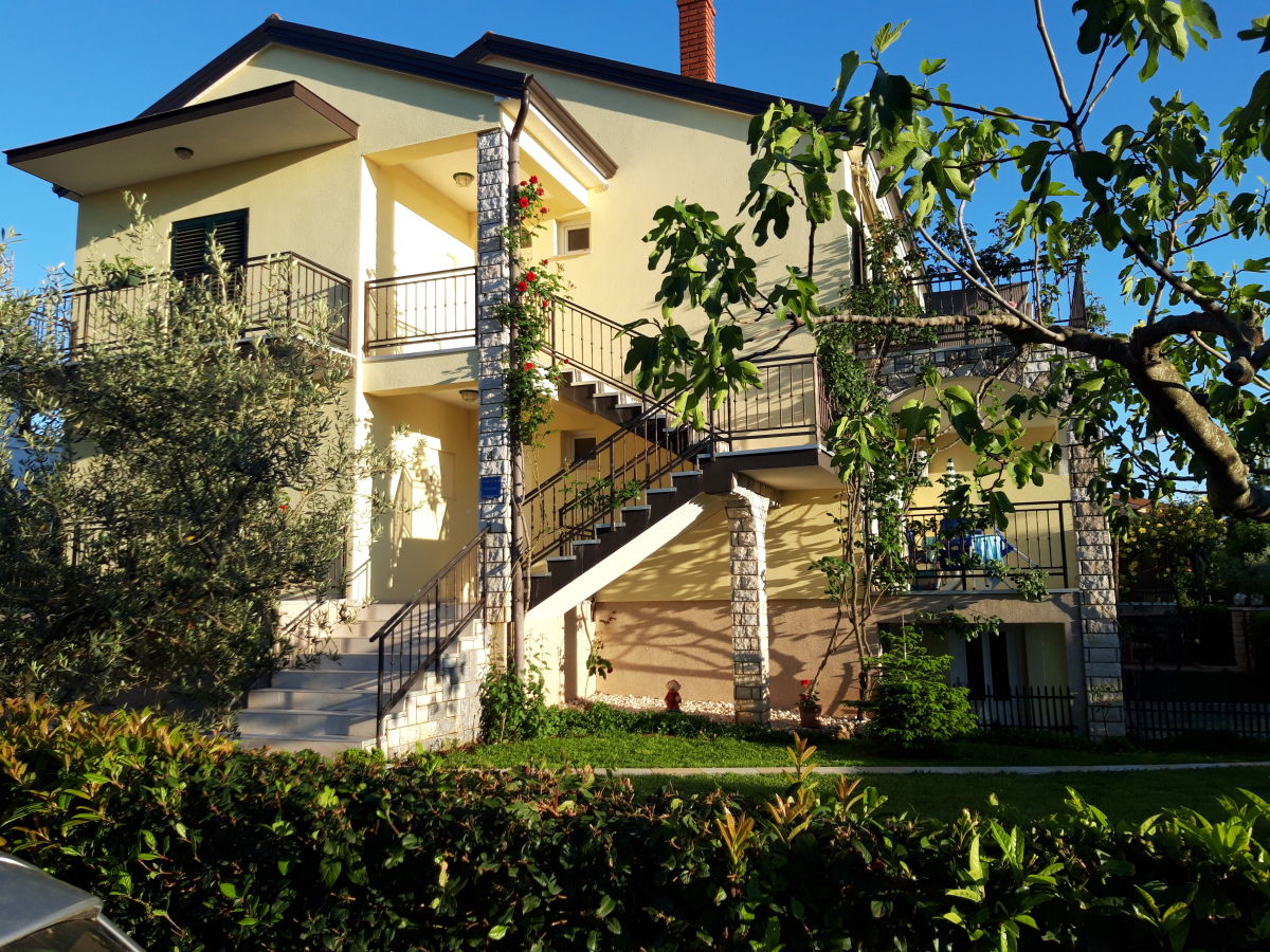 Holiday apartment Ferienwohnung JENNY 2 - Outdoor photo 2