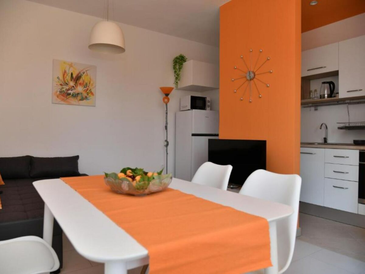 Apartment One Bedroom Apartment with Terrace & Garden View - Features photo 5