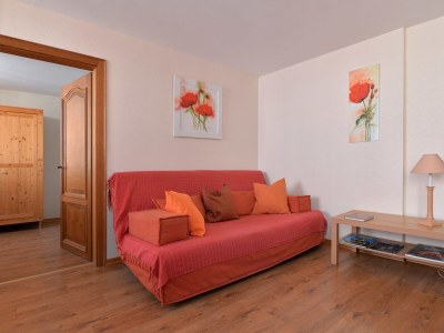 Holiday apartment "Lâ€™Oriel" in the house "Les gÃ®tes du Couvent" - Features photo 9