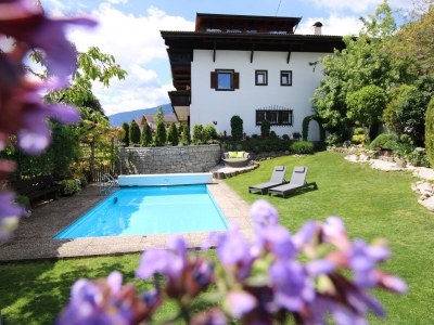 Holiday apartment Innerhofer with south-facing balcony - Outdoor photo 2