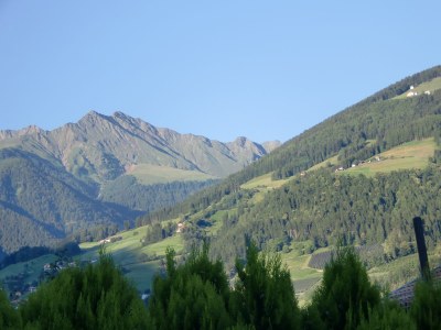 Holiday apartment Innerhofer with south-facing balcony - Outdoor photo 12