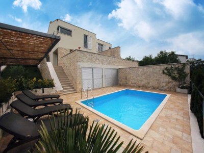 Holiday house Villa Luka 2 in Kastelir - Holiday house