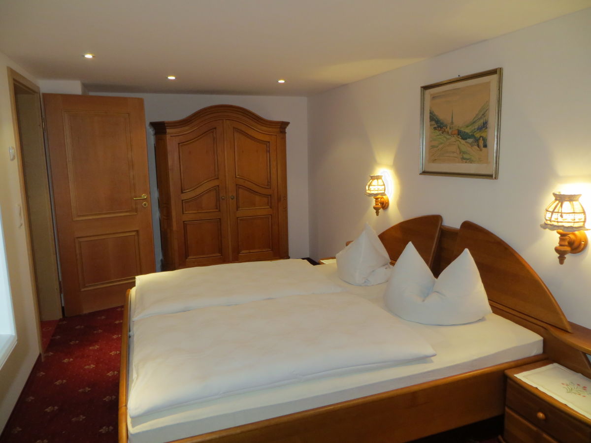 Holiday apartment Talblick in the guesthouse on the mountain - Features photo 5