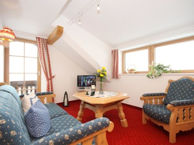 Holiday apartment Talblick in the guesthouse on the mountain - Features photo 6