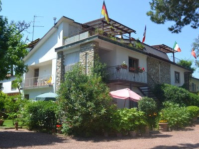 Holiday apartment Casa Furrer "C" Tirrenia - Outdoor photo 4