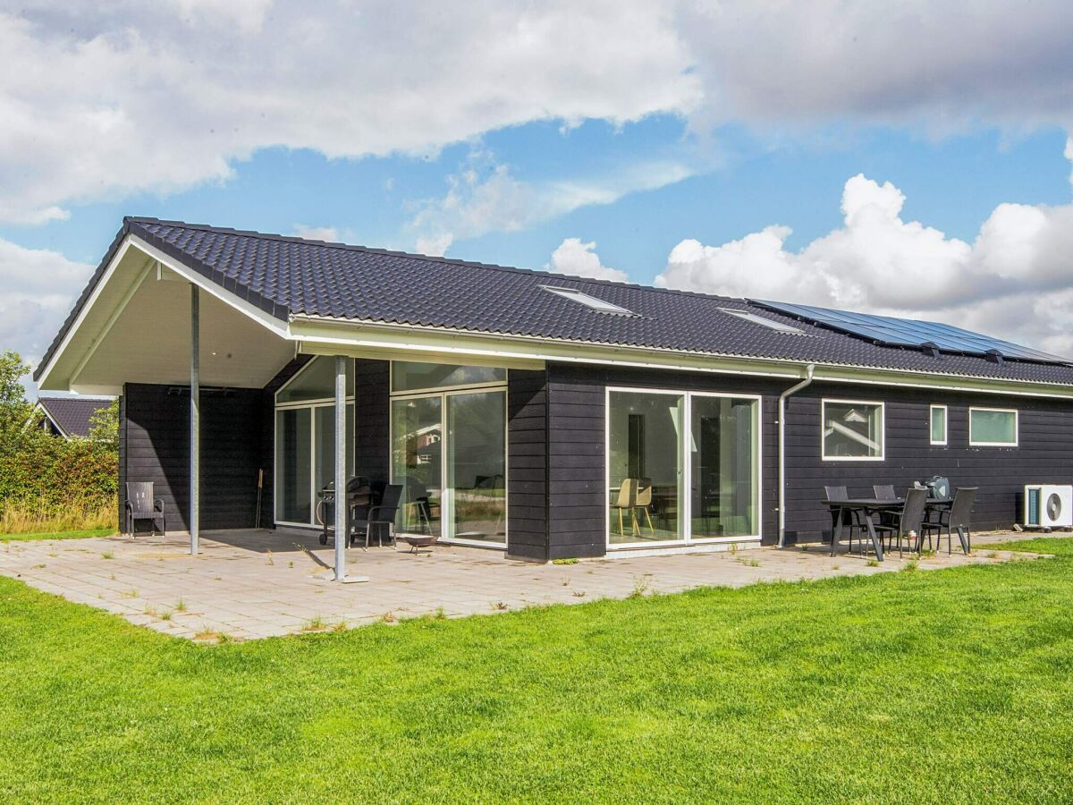 Holiday house 4 star holiday home in Hemmet