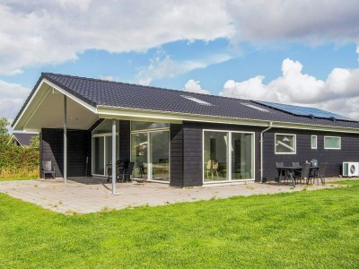 Holiday house 4 star holiday home in Hemmet - Holiday house