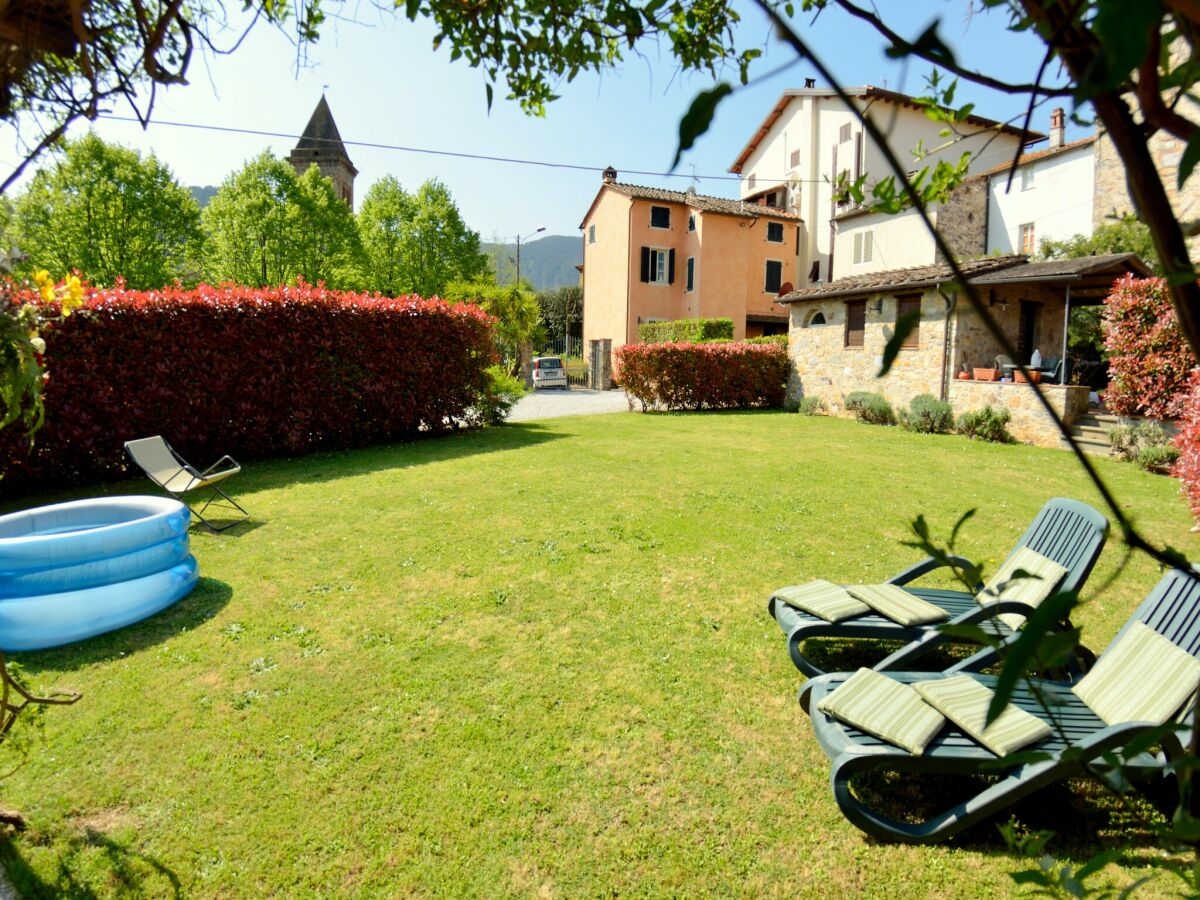 Holiday house Holiday Home in Pescaglia near Tuscan Vineyards - Outdoor photo 5