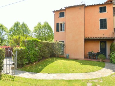 Holiday house Holiday Home in Pescaglia near Tuscan Vineyards - Outdoor photo 2