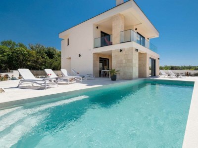 Villa Villa AMARIS with private heated pool - Outdoor photo 3