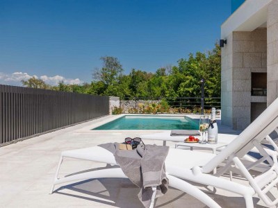 Villa Villa AMARIS with private heated pool - Outdoor photo 8
