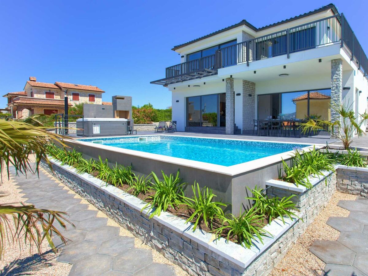 Villa Luxury villa Lucija with heated pool - Outdoor photo 4