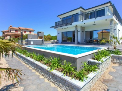 Villa Luxury villa Lucija with heated pool - Outdoor photo 4