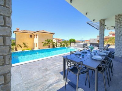 Villa Luxury villa Lucija with heated pool - Features photo 7