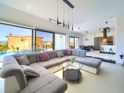 Villa Luxury villa Lucija with heated pool - Features photo 10