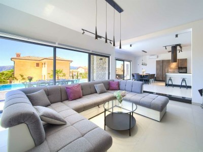 Villa Luxury villa Lucija with heated pool - Features photo 11