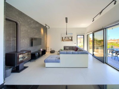 Villa Luxury villa Lucija with heated pool - Features photo 13