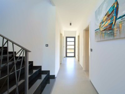 Villa Luxury villa Lucija with heated pool - Features photo 23