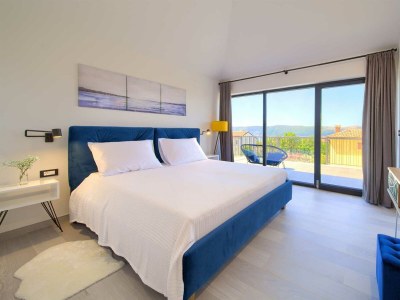 Villa Luxury villa Lucija with heated pool - Features photo 33