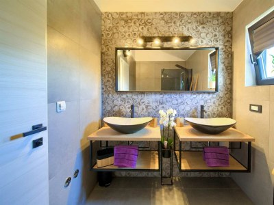 Villa Luxury villa Lucija with heated pool - Features photo 37