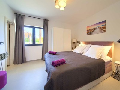 Villa Luxury villa Lucija with heated pool - Features photo 48