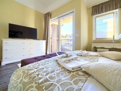 Holiday house Holiday house SEASCAPE II with heated pool near the sea - Features photo 11