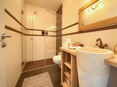 Holiday house Holiday house SEASCAPE II with heated pool near the sea - Features photo 22