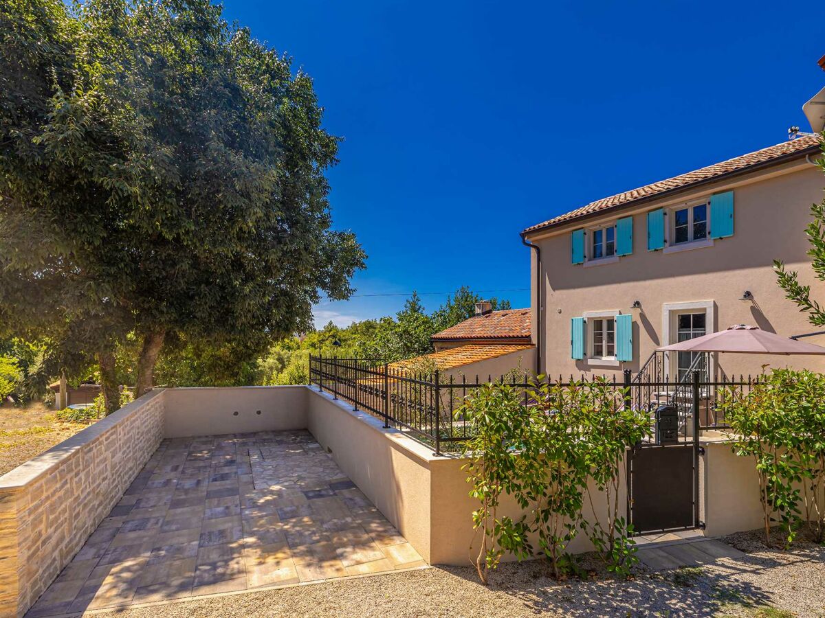 Villa Villa MAVRA with private pool - Outdoor photo 2