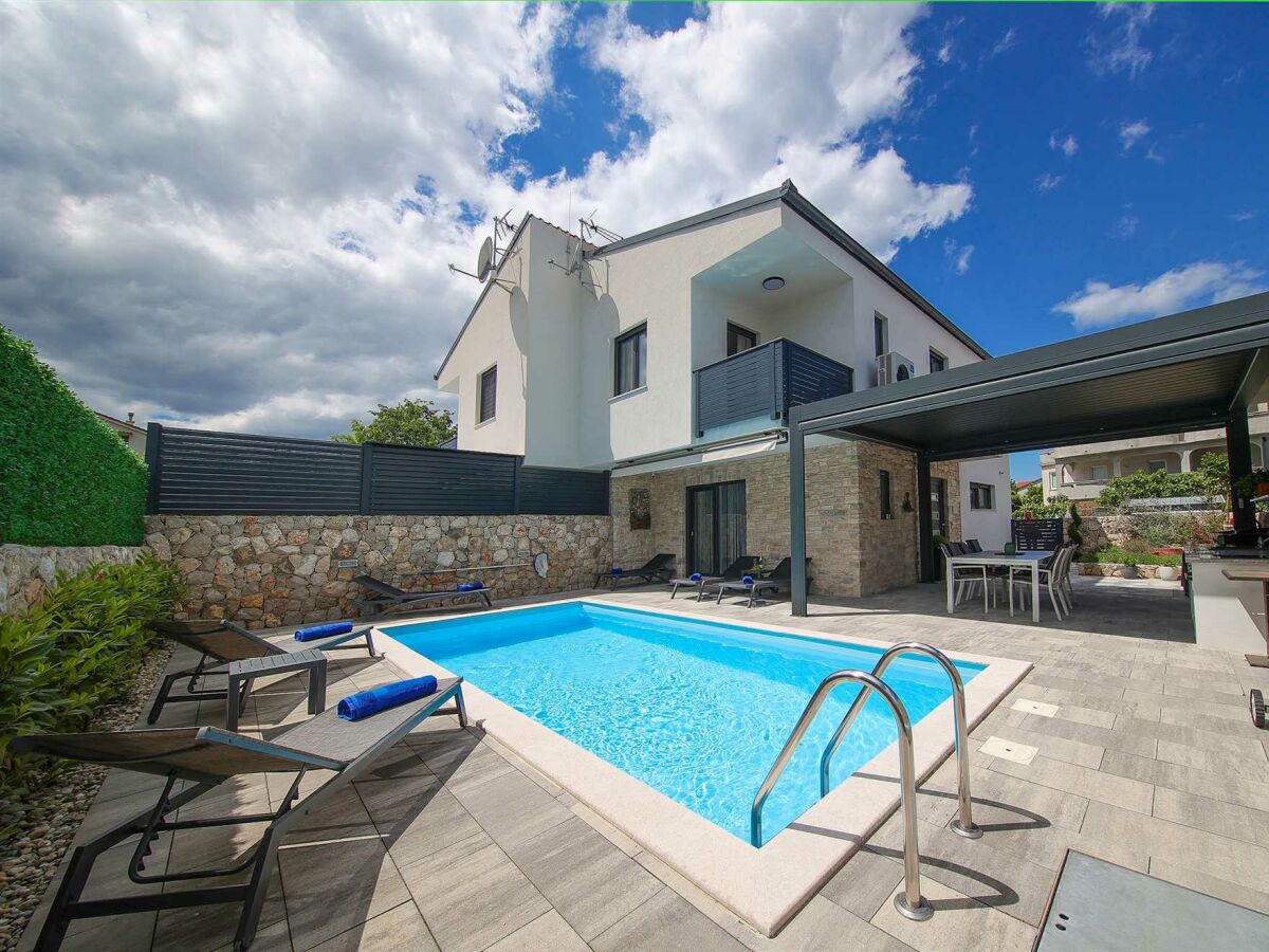 Holiday house Holiday house ZOROO with private pool