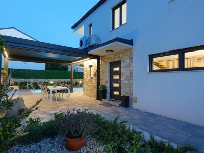 Holiday house Holiday house ZOROO with private pool - Features photo 12