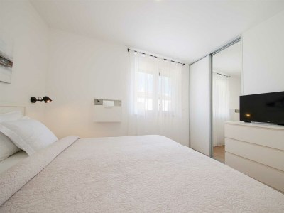 Holiday house Holiday house ZOROO with private pool - Features photo 39