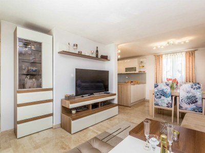 Holiday house Charming holiday house LUCIJA - Features photo 13